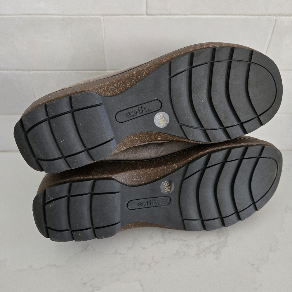 NEW Earth Kolia Round Toe Slip-on Casual Clogs Gray Suede Brown Leather Cork 9 - Picture 8 of 10